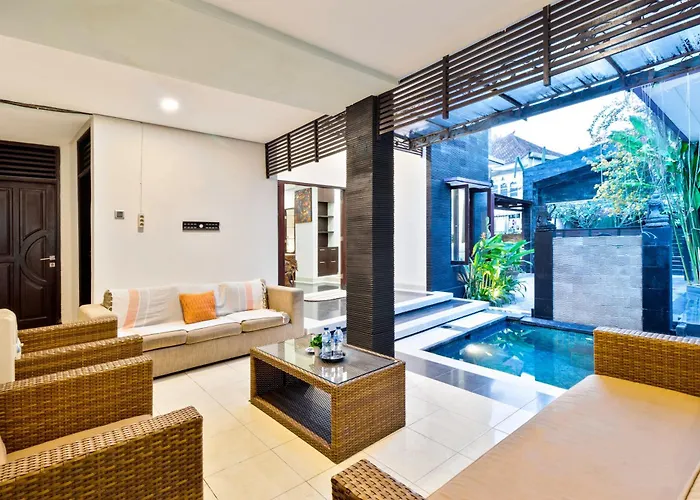 Balinese With Pool Near Padma Beach, * Легиан