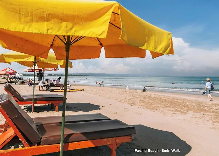 Вилла Balinese With Pool Near Padma Beach,